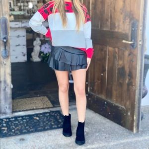 bcbgmaxazria layered skirt  SIZE 4